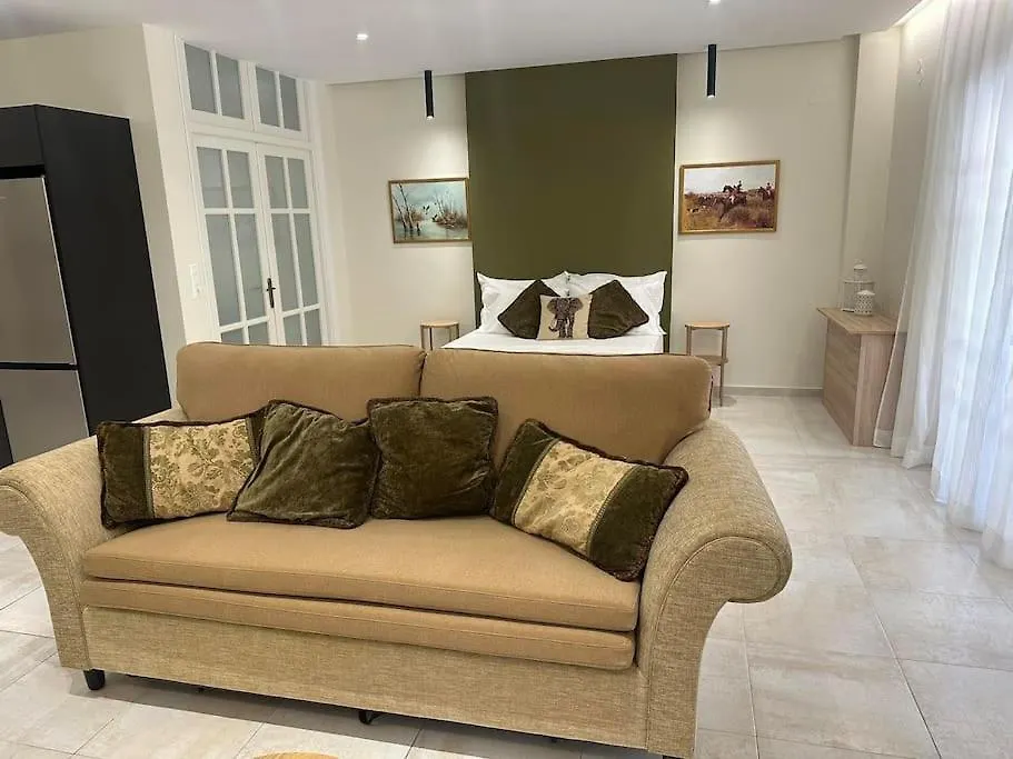 Eclectic Apartment Near Downtown Iráclio