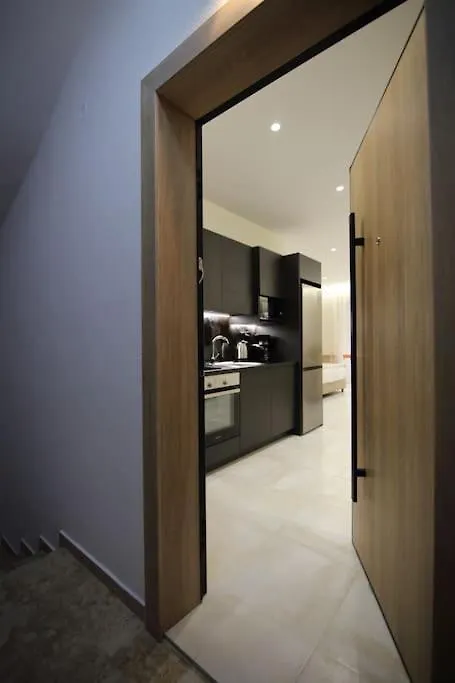 Eclectic Apartment Near Downtown Iráclio Grécia
